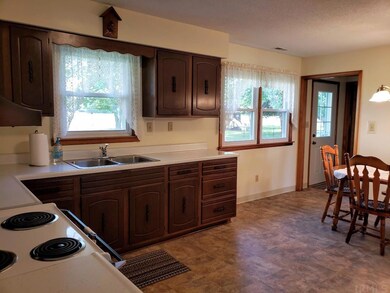 1421 W State Road 28, Muncie, IN 47303 - photo 6