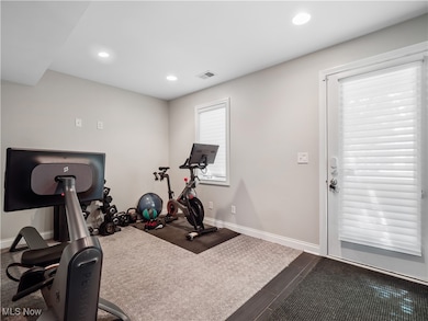 1471 Lindazzo Ave, Cleveland, OH 44114 - photo 5