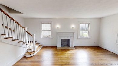 1723 Bixby St, Ardmore, OK 73401 - photo 2