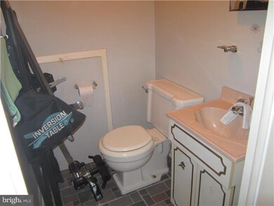 844 Andover Rd, Lansdale, PA 19446 - photo 7