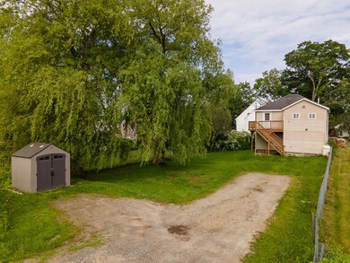 32 Beechwood Street, Thomaston