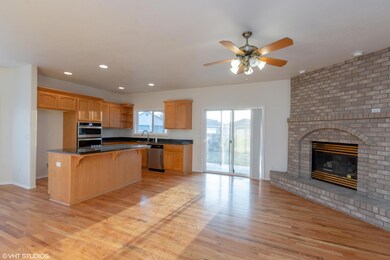 759 Meadowbrook Dr, Central Point, OR 97502 - photo 3