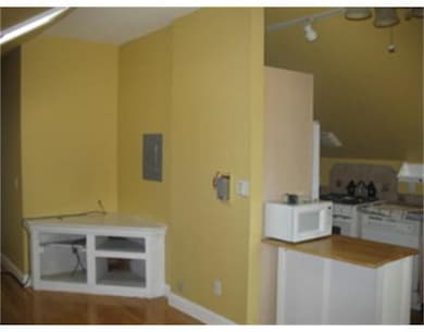 49 up Washington St unit up, Monson, MA 01057 - photo 5