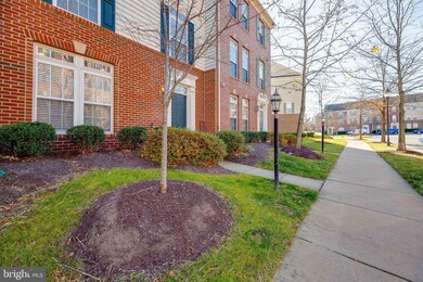 2120 Abbottsbury Way, Woodbridge, VA 22191 - photo 5