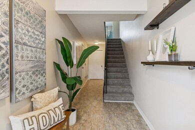 125 Mcknight Rd N unit K, Saint Paul, MN 55119 - photo 5