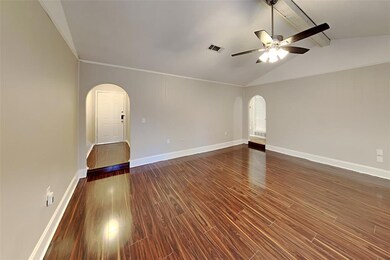 2304 Warwick Ct, Bedford, TX 76022 - photo 4