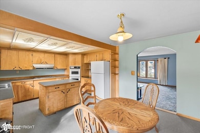 Beautiful Layout in Kitchen