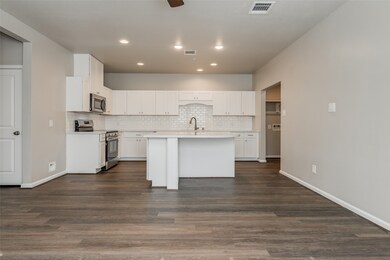 137 Park Place Cir unit A, Waller, TX 77484 - photo 7