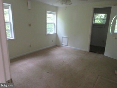 23449 Kingston Creek Rd, California, MD 20619 - photo 6