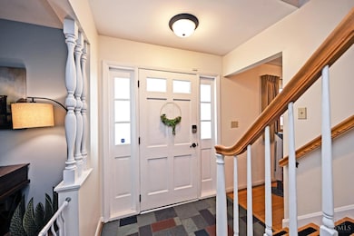 809 Carini Ln, Cincinnati, OH 45218 - photo 5