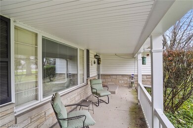 205 E Pioneer Trail, Aurora, OH 44202 - photo 2