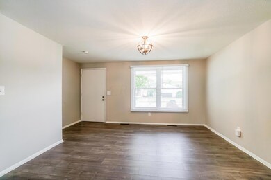 004-photo-living-room-9558652