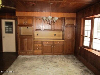 68289 Channel Pkwy, Edwardsburg, MI 49112 - photo 5