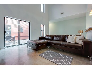1727 N Fitzhugh Ave, Dallas, TX 75204 - photo 5