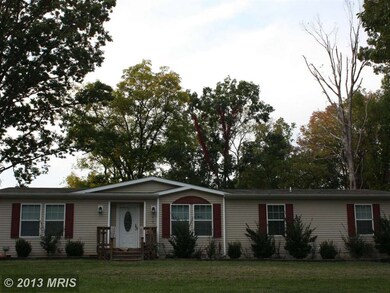 199 Blue Bell Ln, Strasburg, VA 22657 - photo 2