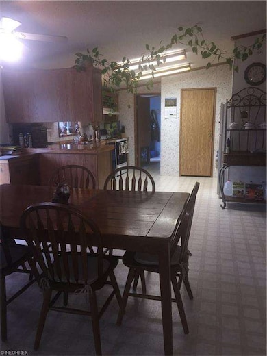 1970 Annesley Rd, East Liverpool, OH 43920 - photo 5