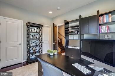 20396 Codman Dr, Ashburn, VA 20147 - photo 6