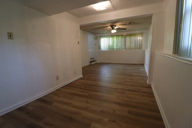 3319 Chestnut Ct, Hazel Crest, IL 60429 - photo 5