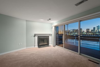 6 Constellation Wharf unit 6, Boston, MA 02129 - photo 4