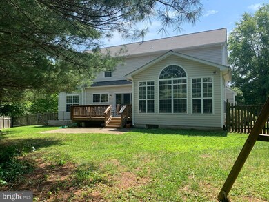 101 Locust Grove Dr, Purcellville, VA 20132 - photo 3