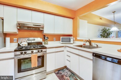 6327 Stevenson Ave unit C, Alexandria, VA 22304 - photo 5