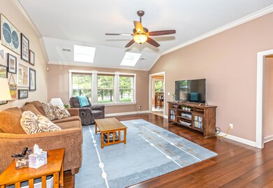 107 Kipling Way-18