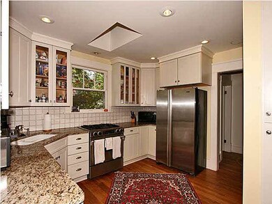 Stainless appliances, new cabinetry
