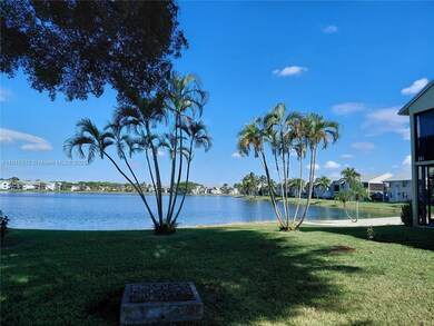 999 Hamilton Dr unit 999D, Homestead, FL 33034 - photo 2