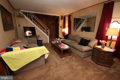 46 Strathaven Dr, Broomall, PA 19008 - photo 3