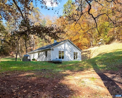 3189 James River Rd, Howardsville, VA 24562 - photo 2