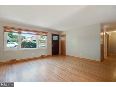 4934 Jackson Dr, Brookhaven, PA 19015 - photo 6