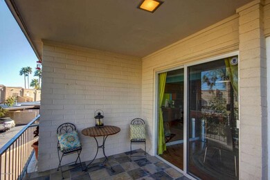 Sliding Door