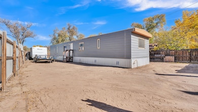 739 Garden Rd SW, Albuquerque, NM 87105 - photo 2