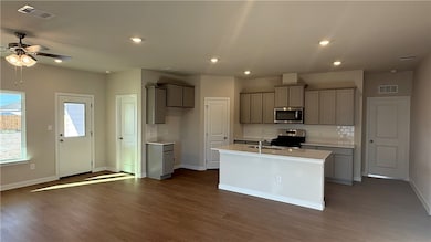 106 Kokomo Dr, Rockport, TX 78382 - photo 5