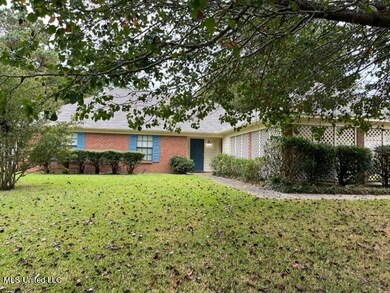 266 TIMBERLINE CLOSER FRONT