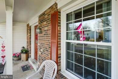 9631 Shipwright Dr, Burke, VA 22015 - photo 3