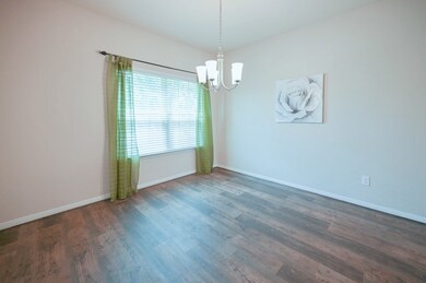 5184 Kendall Cove Ct, Alvin, TX 77511 - photo 3