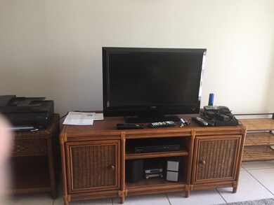 389 Windsor Q unit Q, West Palm Beach, FL 33417 - photo 7