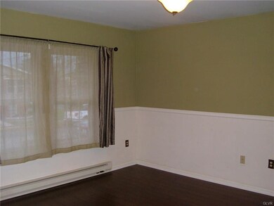 2734 Columbia St, Easton, PA 18045 - photo 3