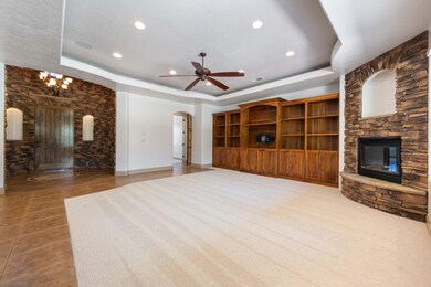 04-Living Room