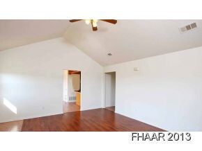 881 Onyx Rd, Copperas Cove, TX 76522 - photo 4