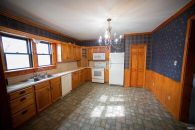 108 Chambers St, Edwardsport, IN 47528 - photo 3