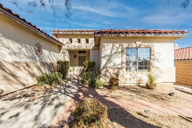 2480 W Tom Watson Dr-1