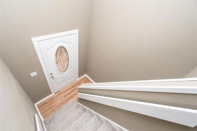 403 E 27th St S, Newton, IA 50208 - photo 3