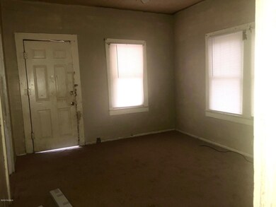 221 N Saint George St, Eunice, LA 70535 - photo 3