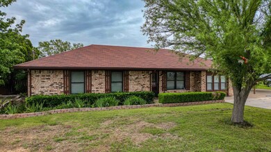 508 Palo Pinto St, Millsap, TX 76066 - photo 4