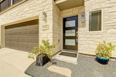 1444 W 34th 1 2 St, Houston, TX 77018 - photo 3