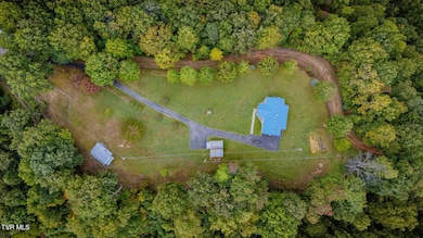 392 Elbert Ramsey Rd, Clinchco, VA 24226 - photo 3