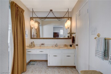 5269 Consul Ave, Las Vegas, NV 89142 - photo 7