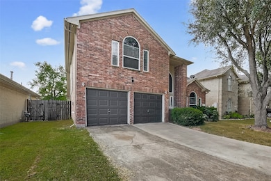 Located just minutes away from the major HWY, providing an easy commute to anywhere in Houston.